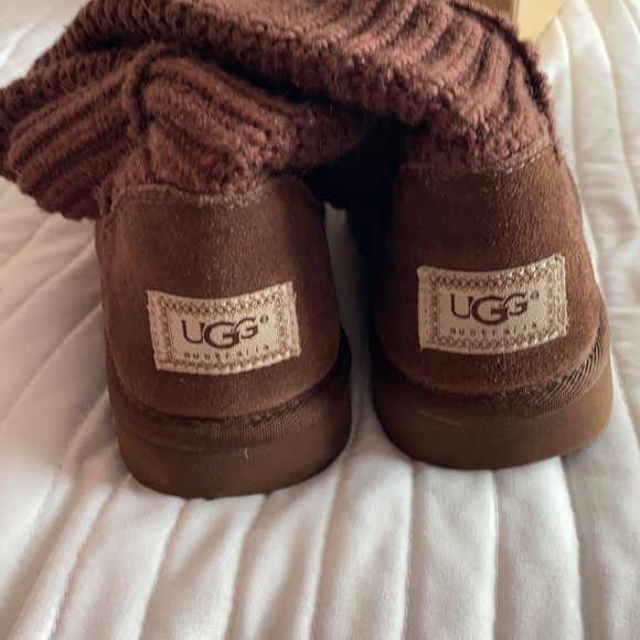 UGG crochet tall boot - Picture 2 of 5